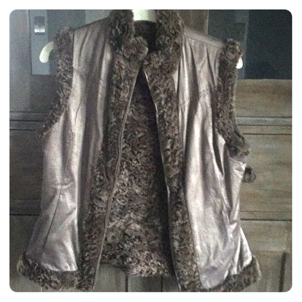 Reversible faux fur vest